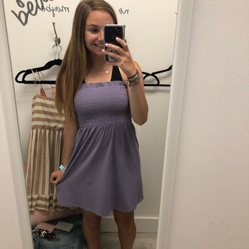 Women’s strapless dress